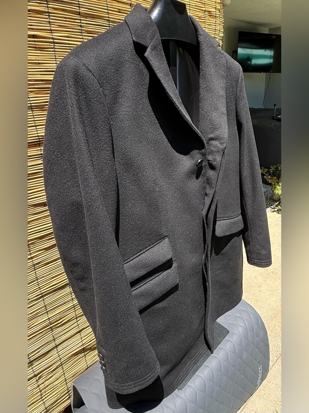Banana Republic Black Wool-Blend Coat with Lined Interior Sz XL - Picture 5 of 16